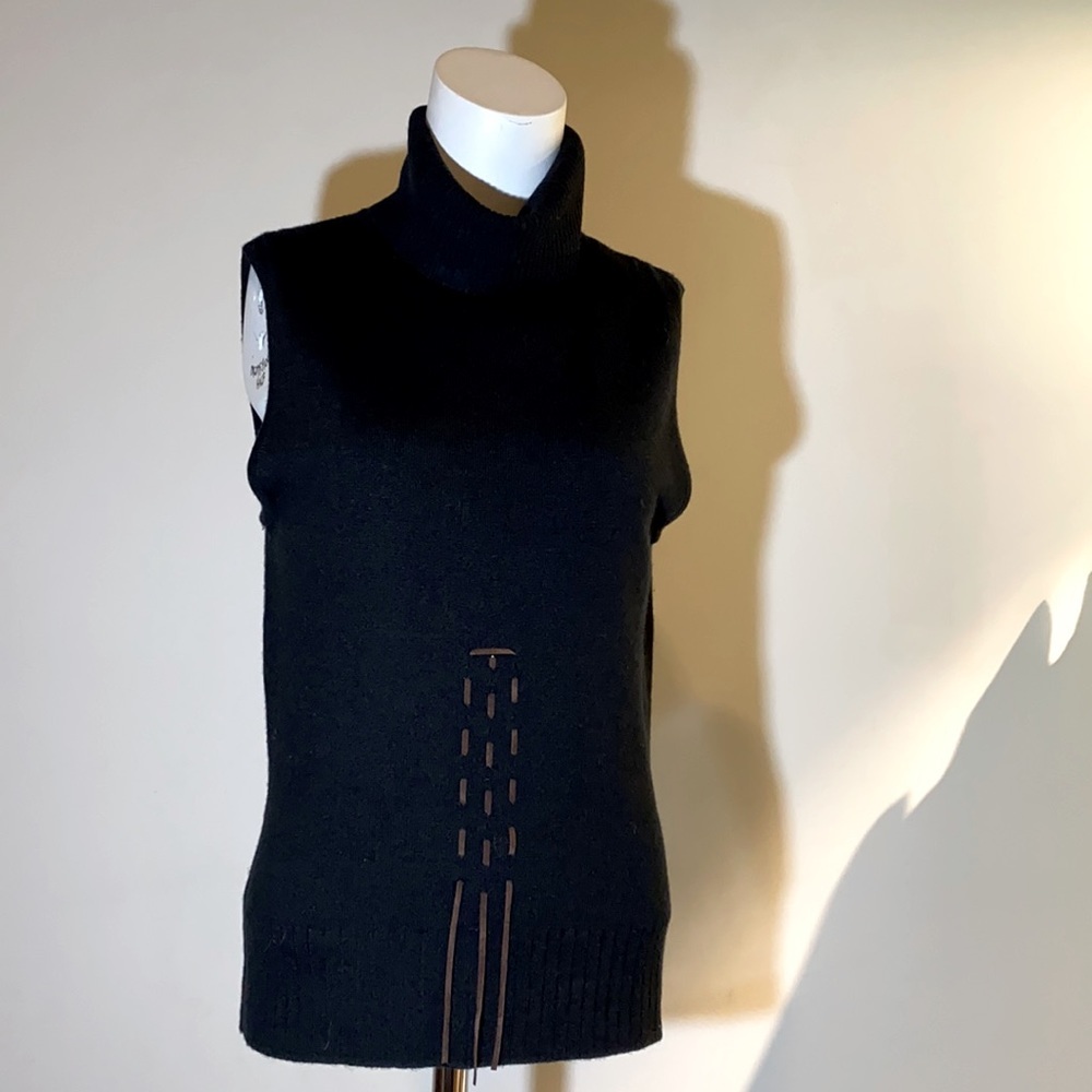 VTG Last Woman Black Sleeveless Turtleneck Suede Trim M/L